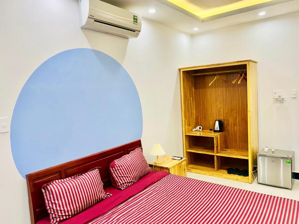 Little Boss Homestay Хойан Экстерьер фото