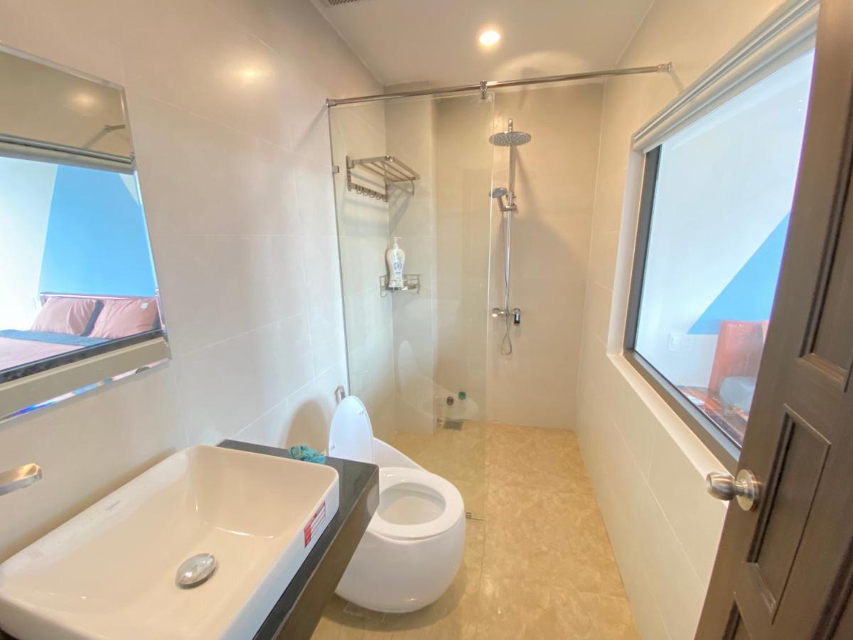 Little Boss Homestay Хойан Экстерьер фото