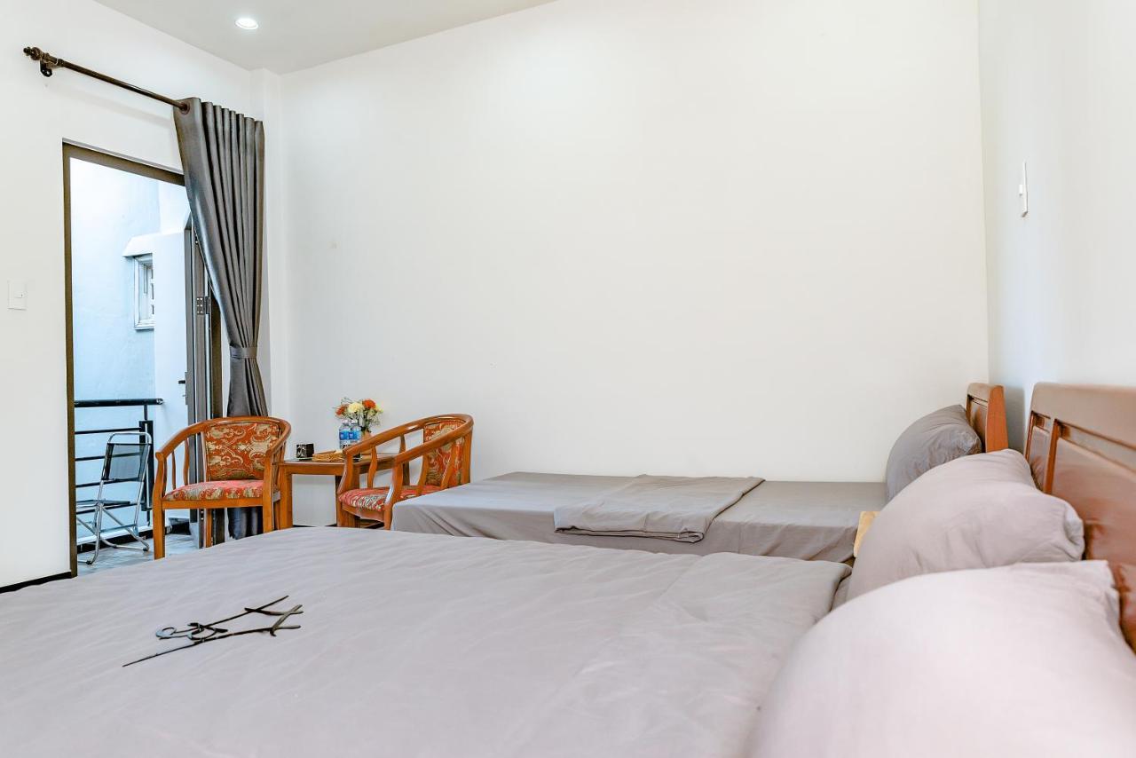 Little Boss Homestay Хойан Экстерьер фото